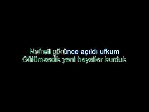 Burak Bulut & Kurtuluş Kuş & Mustafa Ceceli feat. İrem Derici - Rastgele