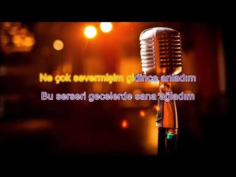 MOR SALKIMLI SOKAK